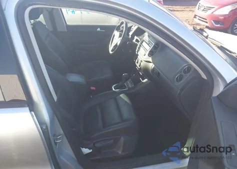 2014 Volkswagen Tiguan Se from USA, damaged, VIN WVGAV3AX5EW552502